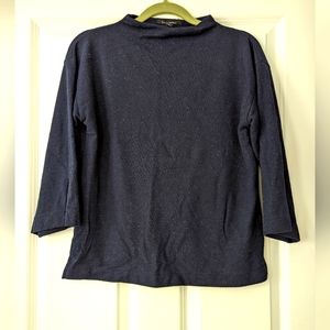 Banana republic navy 3/4 sweater with gold sparkles. Never worn
